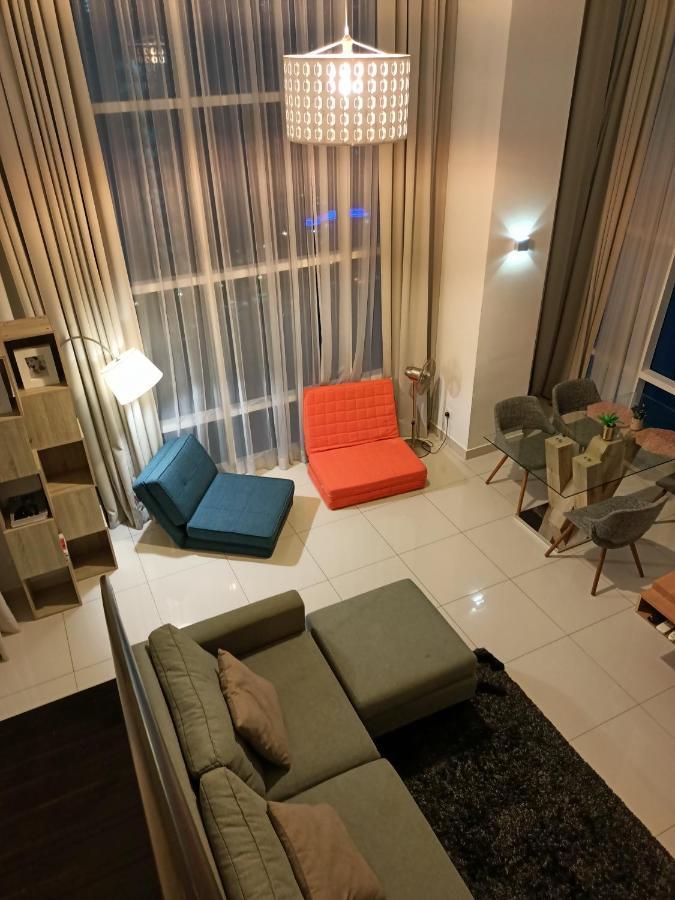Duplex Condo@Maritime 8 Джордж Таун Екстериор снимка
