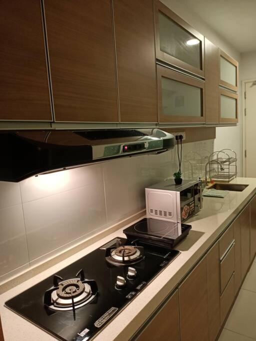 Duplex Condo@Maritime 8 Джордж Таун Екстериор снимка