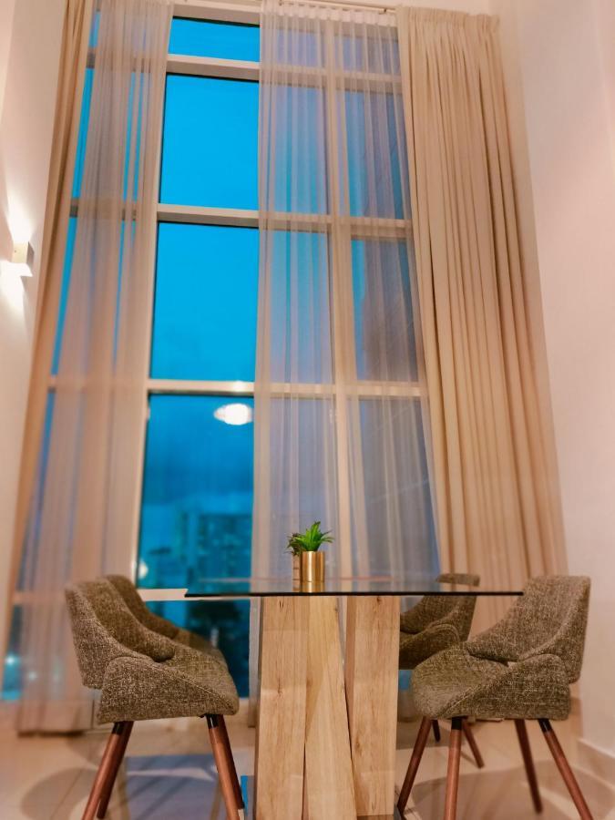 Duplex Condo@Maritime 8 Джордж Таун Екстериор снимка