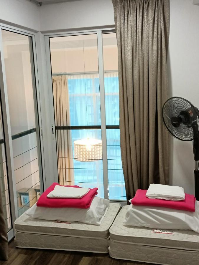 Duplex Condo@Maritime 8 Джордж Таун Екстериор снимка